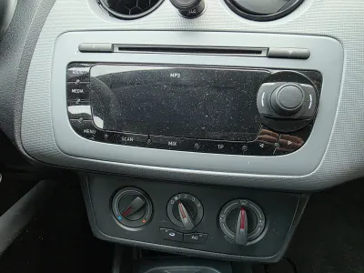 Radio cd seat ibiza 6j